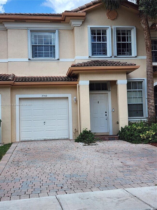 Primary Photo - 2762 SW 85th Ave