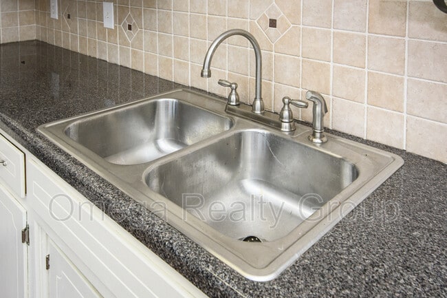 Building Photo - 8048 River Bend Rd