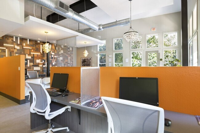 Building Photo - Wondrous 1 BR Apt Available For Rent