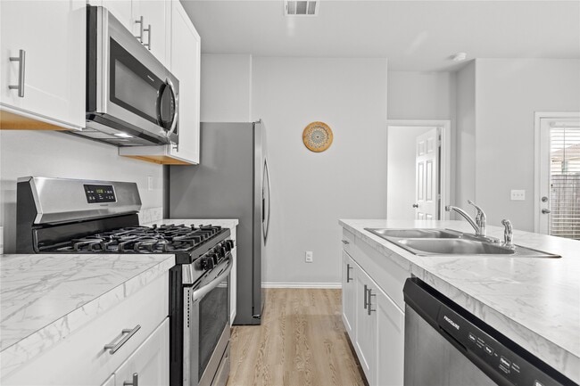 Building Photo - 23418 Briarstone Hbr Trl