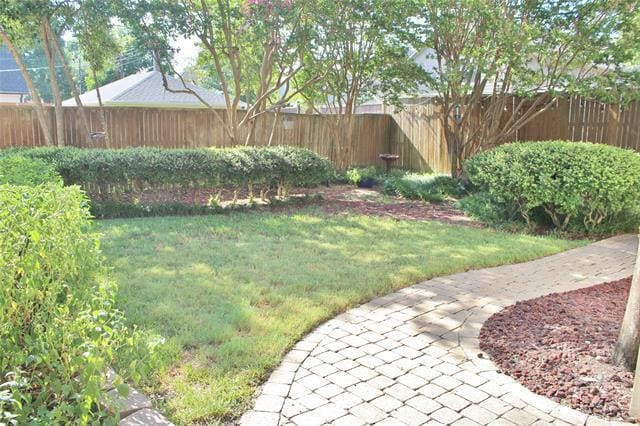 Building Photo - 6910 Casa Loma Ave