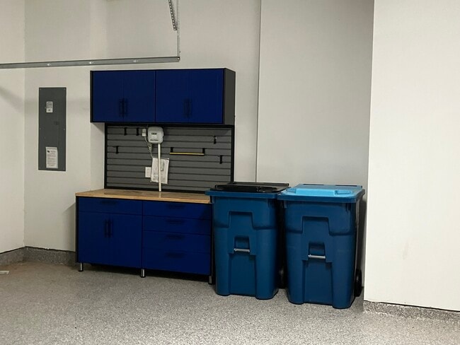 Building Photo - 522 Winners Cir