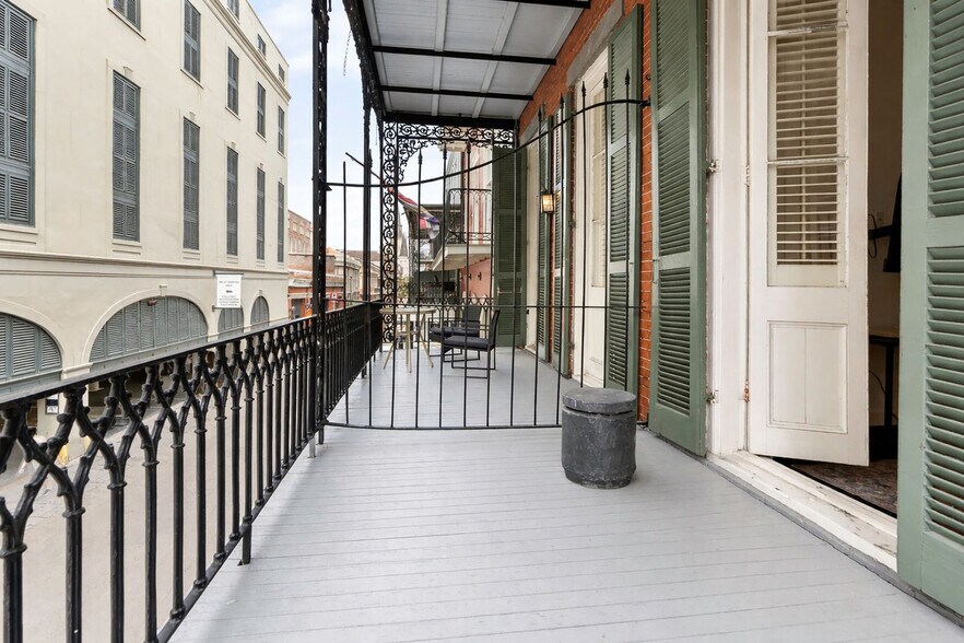 Building Photo - 508 Chartres St