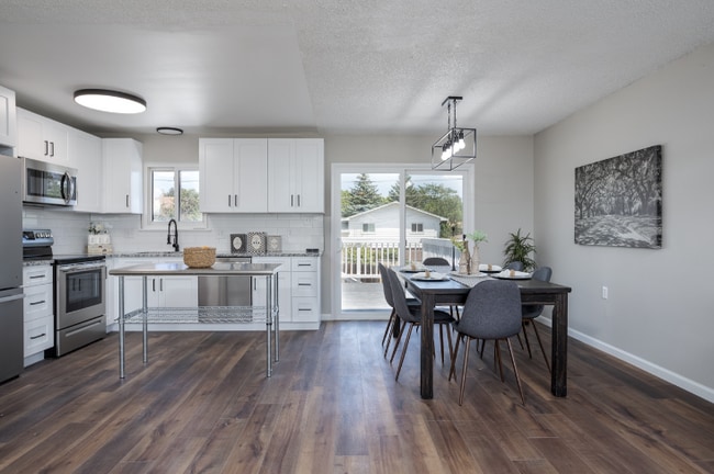 Building Photo - 1409 Orchid Ct