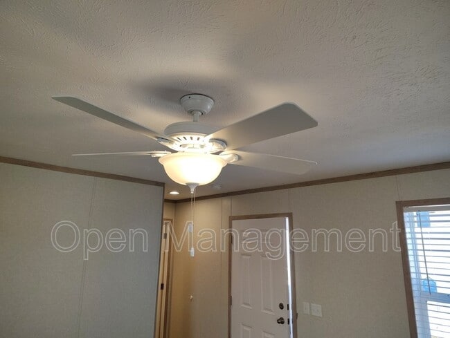 Building Photo - 120 Terry Blvd