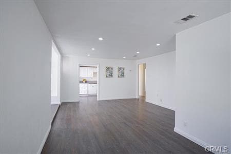 Building Photo - 264 N Chester Ave