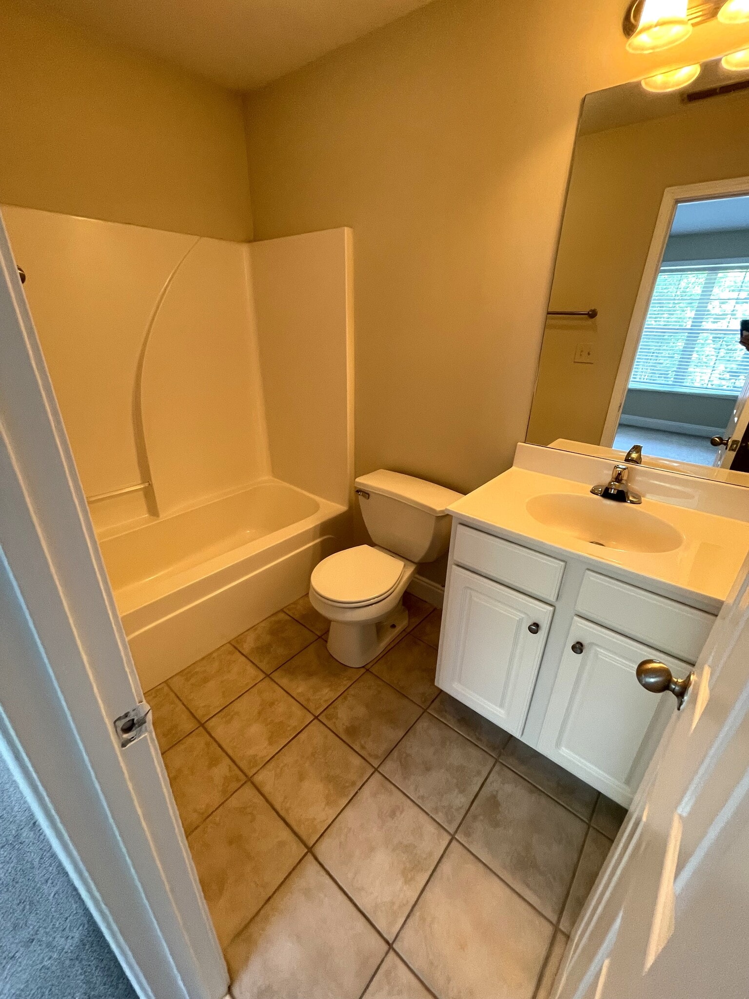 Building Photo - 270 Strickland Ave