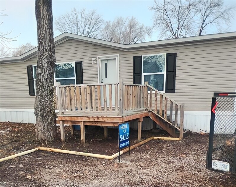 Building Photo - 161 Rainbow Dr