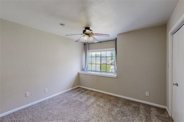 Building Photo - 426 Yacht Club Dr