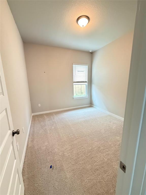 Building Photo - 745 Beaverton Dr