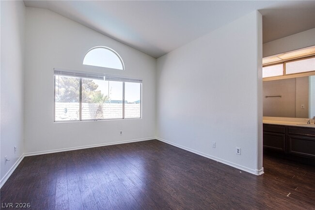 Building Photo - 7510 Isley Ave