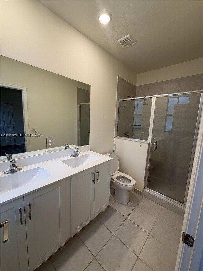 Building Photo - 11104 W 33rd Way