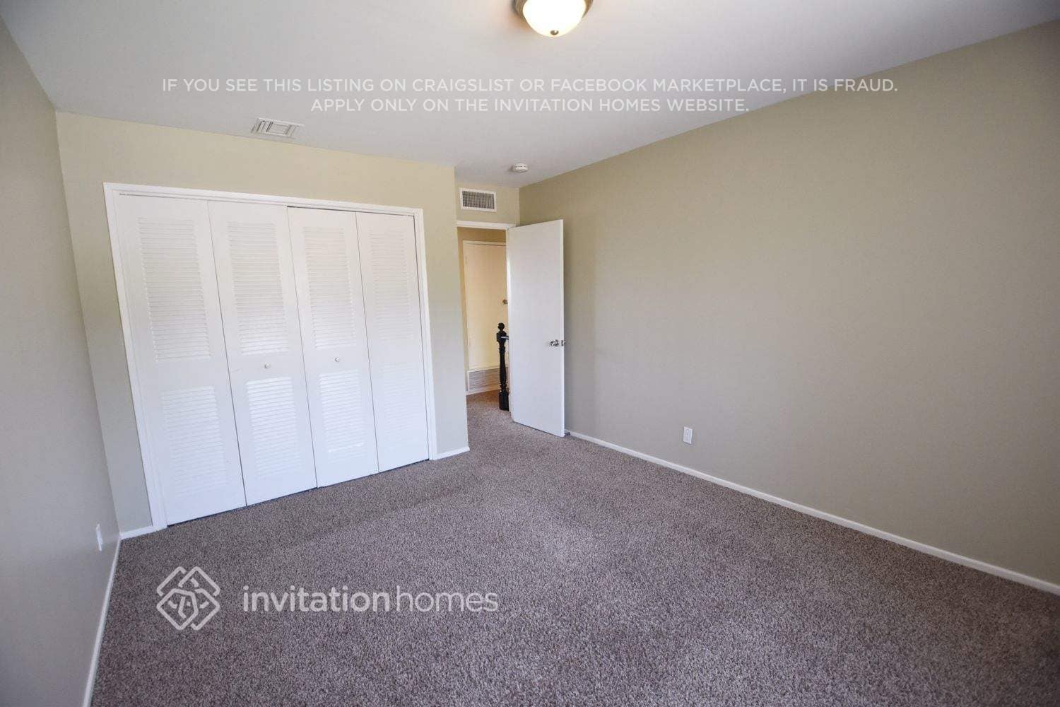 Building Photo - 12889 Fenton Ave