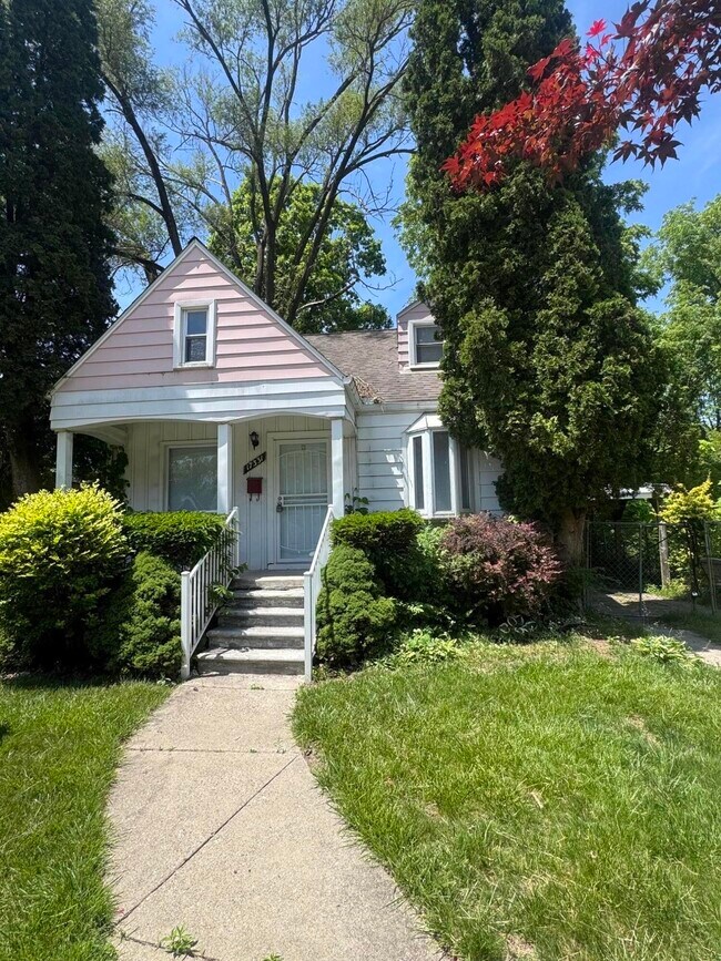 Building Photo - 17331 Braile St
