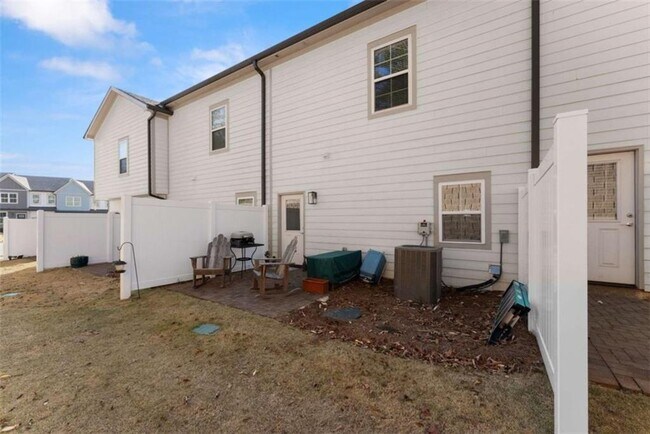 Building Photo - 108 Indigo Cir