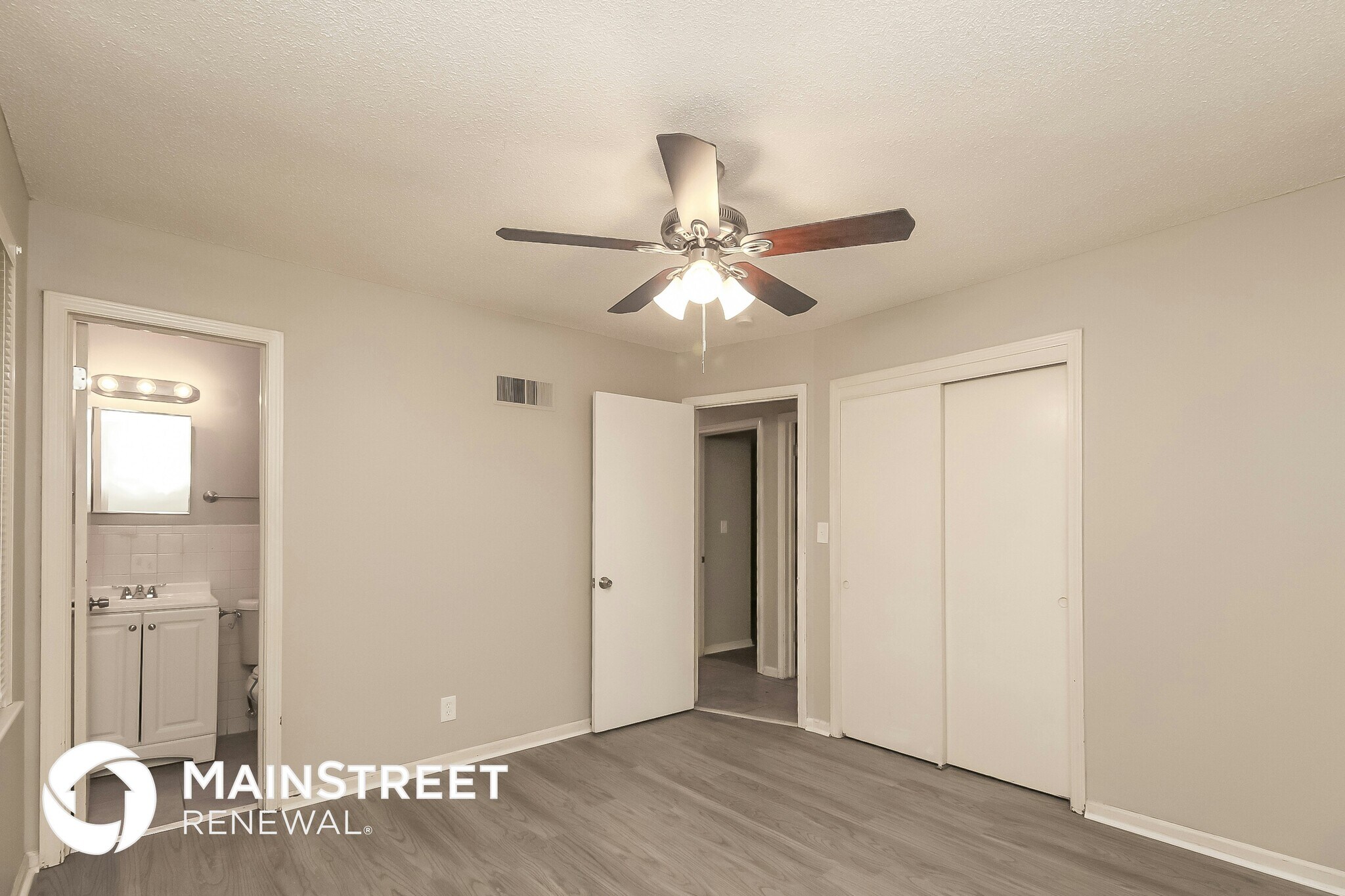 Building Photo - 8617 E 114th Terrace