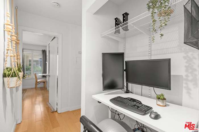 Building Photo - 1125 Pico Blvd