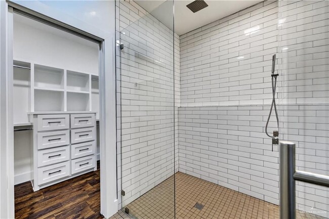 Building Photo - 28 N Pedaso del Sol St