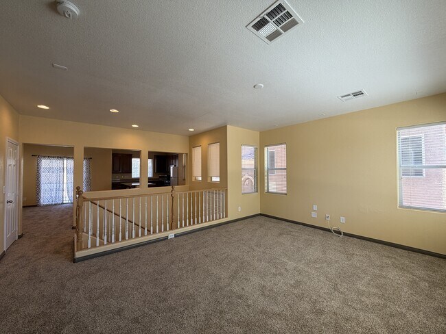 Building Photo - 10811 Ackers Dr