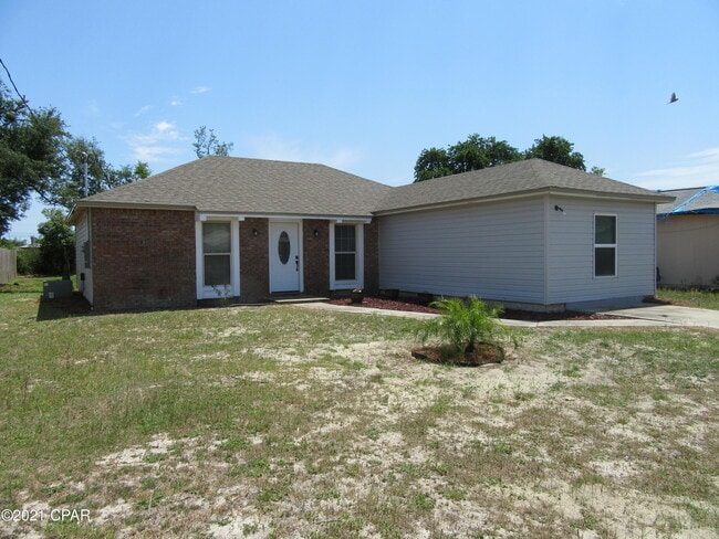 Building Photo - 6316 Lance St