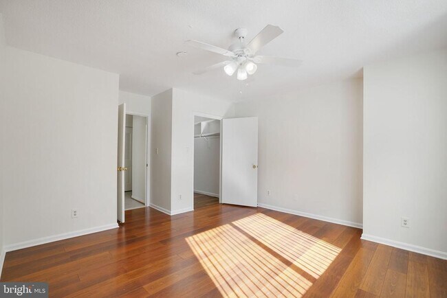 Building Photo - 3713 S George Mason Dr