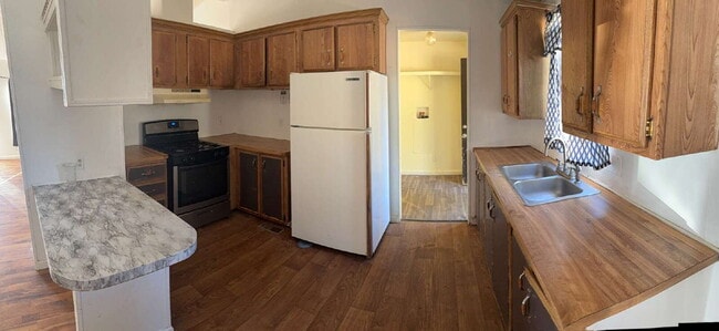Building Photo - Spacious Mobile Home for Rent – Don't miss...