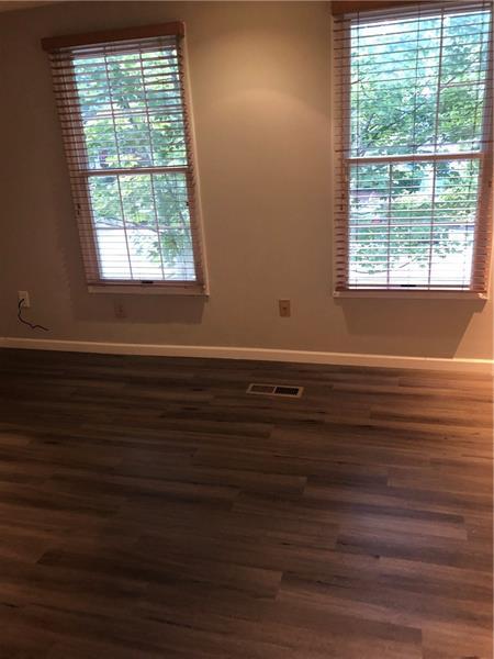 Building Photo - 864 Regal Path Ln