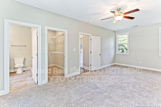 Building Photo - 315 Westview Dr