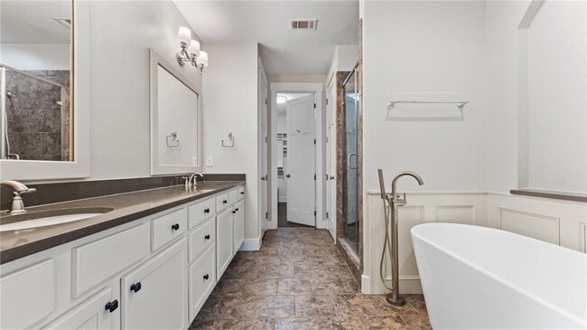 Building Photo - 183 Fowler St