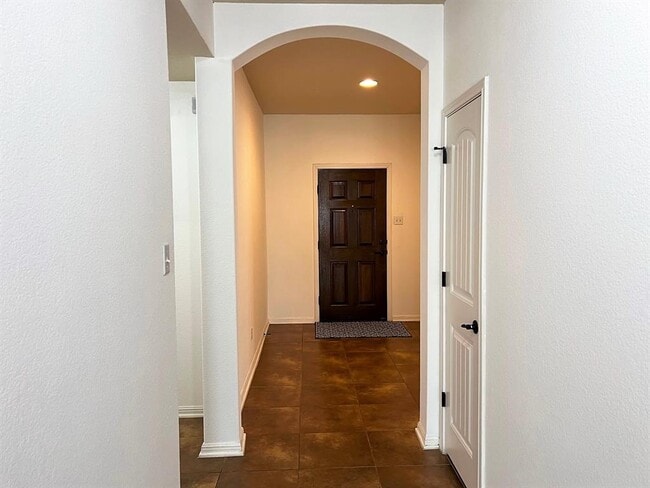 Building Photo - 1711 Hidden Springs Path
