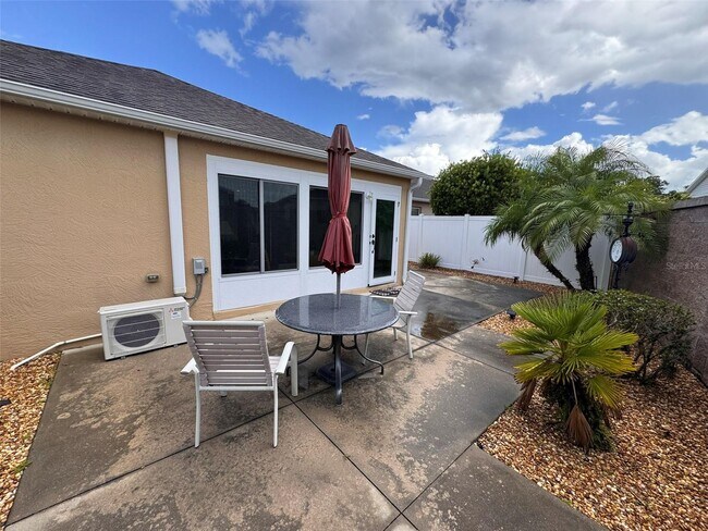 Building Photo - 3076 Gulfport Ct