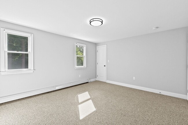 Building Photo - 22 Broad Oak Way