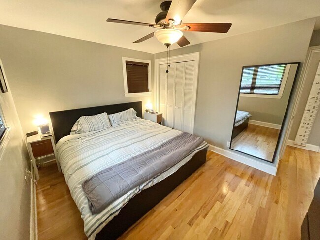 Building Photo - Elegant Three Bedroom Ravenna Home