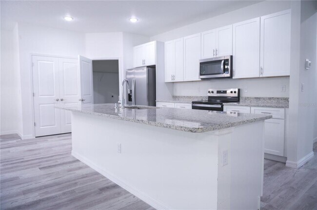 Building Photo - 2514 W Lawrence Ct