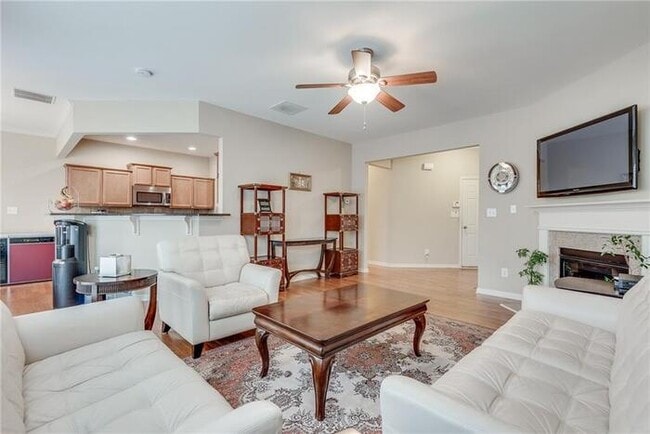 Building Photo - 2318 Brynfield Cove