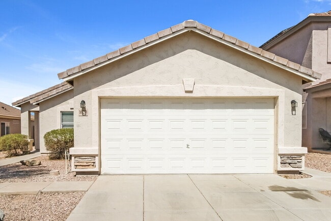 Primary Photo - 1620 S 228th Ln