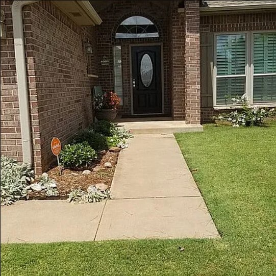 Building Photo - 1801 Sagewood Dr