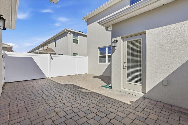 Building Photo - 10672 Words Dr