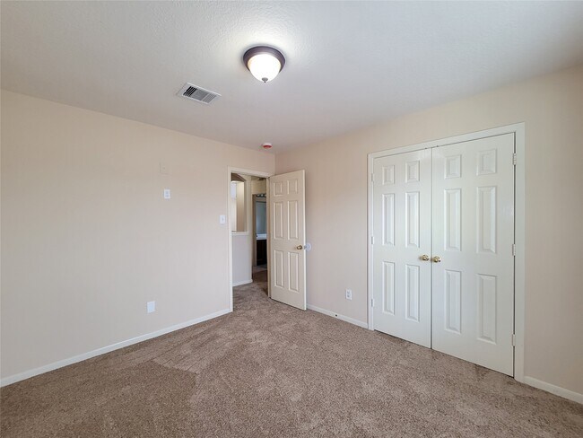 Building Photo - 19718 Byron Meadows Dr