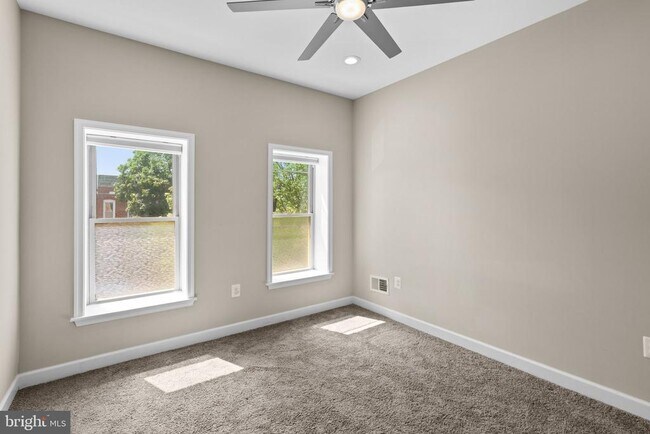 Building Photo - 1162 Nanticoke St