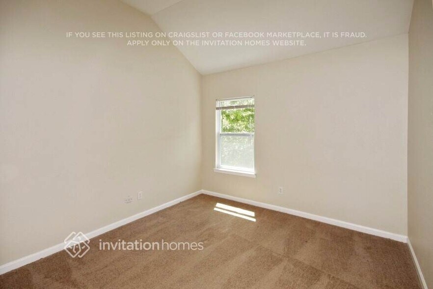 Building Photo - 4435 Ravenwood Dr