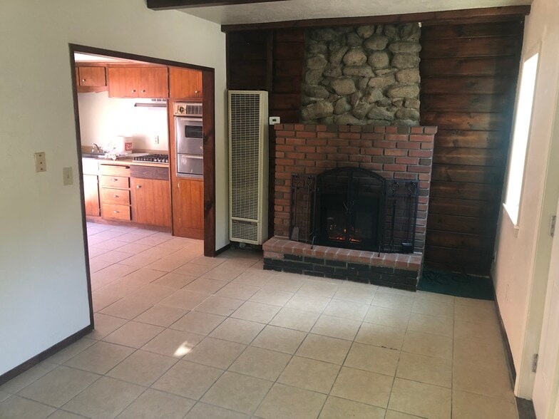 Building Photo - 23742 Pioneer Camp Rd