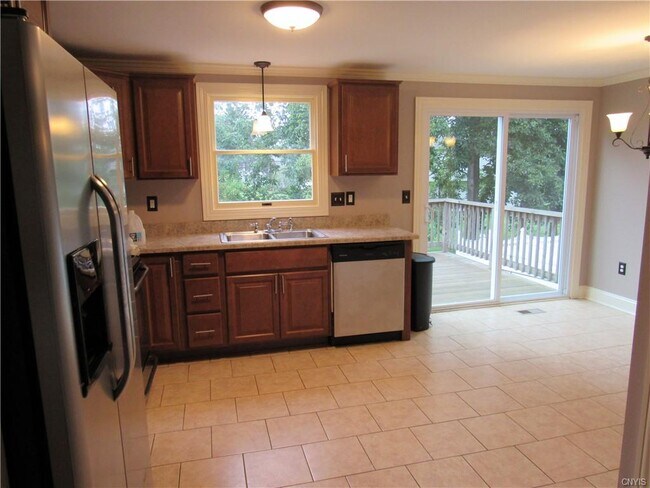 Building Photo - 4091 Kidron Ln