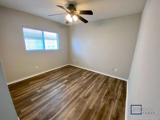 Building Photo - 9218 Hanover Cove