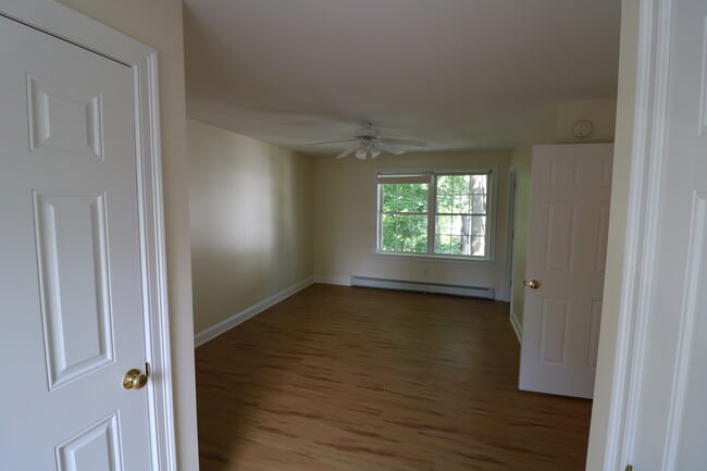 Building Photo - 38 Storer St