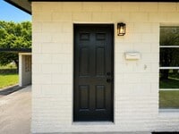 Building Photo - 1606 N 14th St