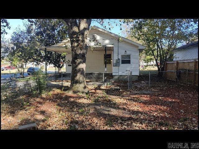 Building Photo - 204 Dobbs St