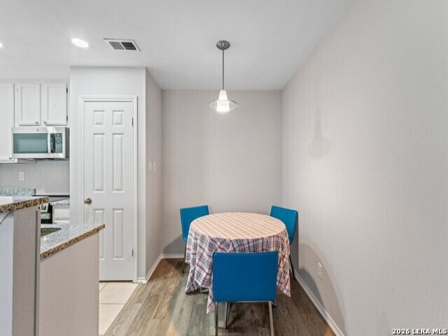 Building Photo - 4803 Hamilton Wolfe