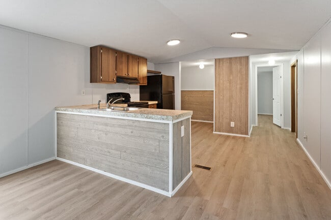 Building Photo - 109 Totem Pole Dr