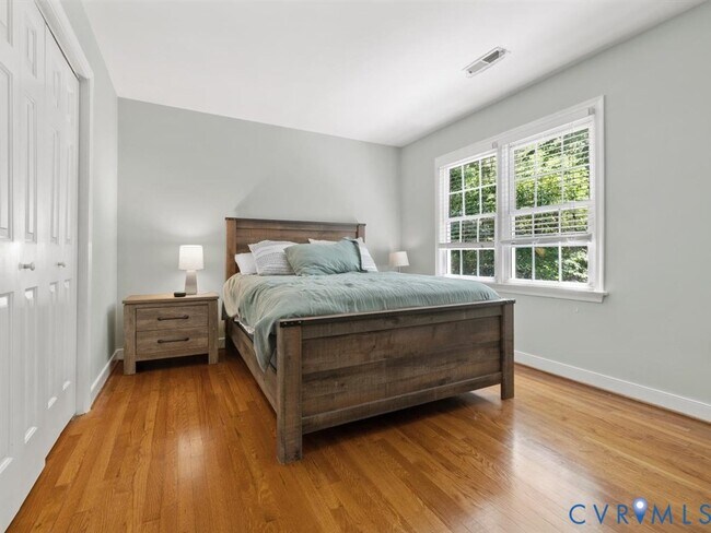 Building Photo - 9611 Woodstream Dr